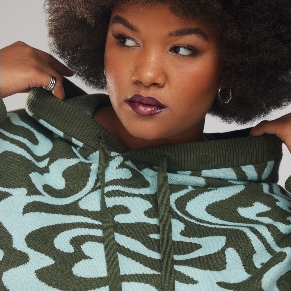 Fenty Savage Rhianna Green and Blue Patterned Women's Top